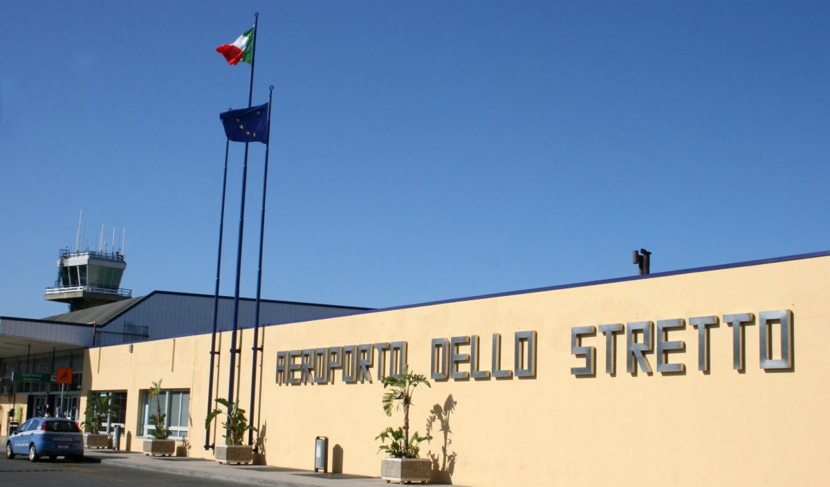 Reggio, Falcomatà: «Aeroporto di interesse per altre compagnie. In corso interlocuzioni dirette»