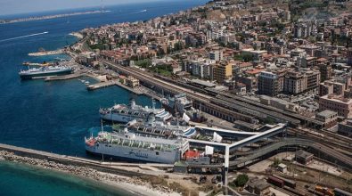 Autorità portuale dello Stretto, Caminiti: «Inaccettabile la proposta di localizzare gli approdi nell’ex lido Cenide»