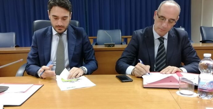 Car sharing, siglato l’accordo tra il Consiglio regionale della Calabria e Atam