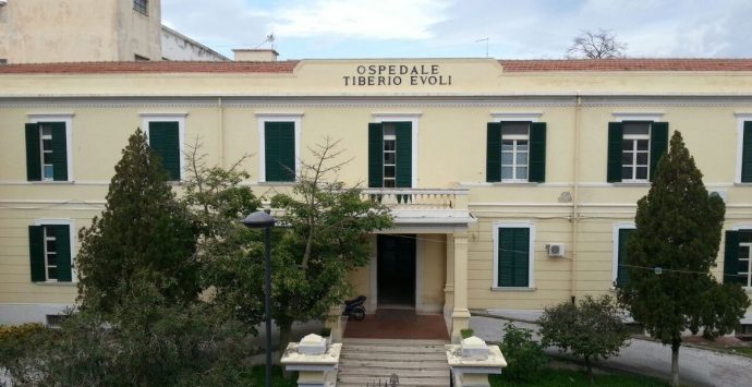 Melito Porto Salvo, niente fondi per l’ospedale: l’allarme di Fratelli d’Italia