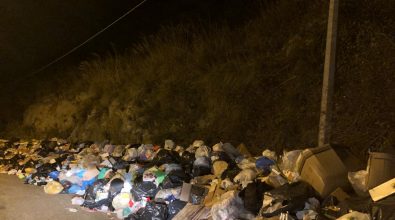 Caos rifiuti, Reggio Bene Comune incalza: «Subito un confronto politico»