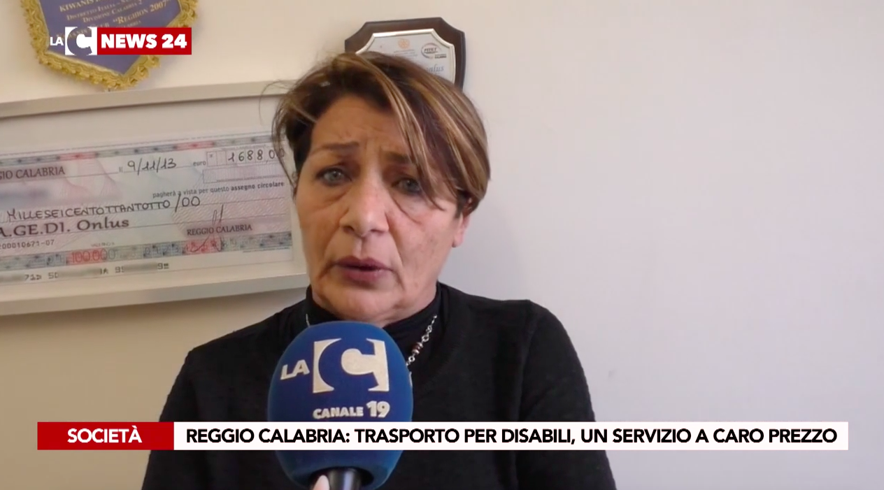 Reggio, «trasporto disabili come merce di scambio». La denuncia