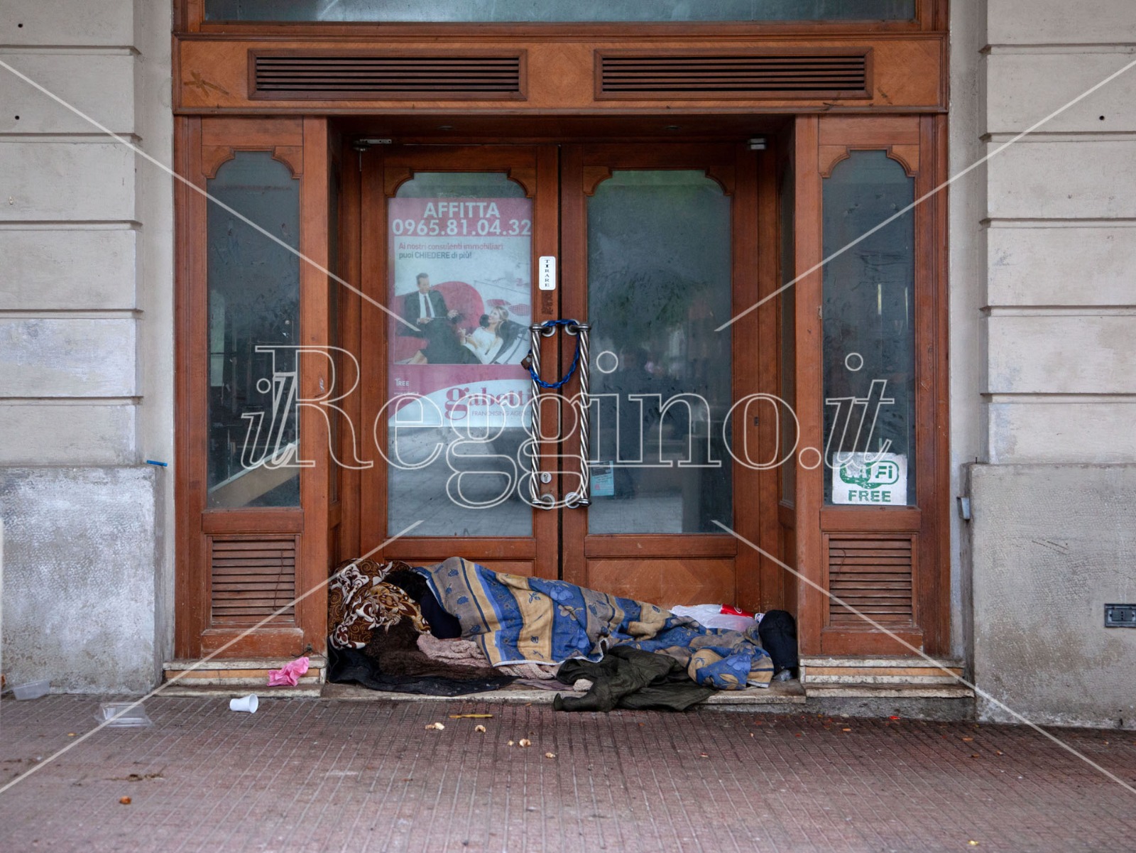 A Reggio Calabria si continua a morire di povertà. Terzo decesso di un senza fissa dimora