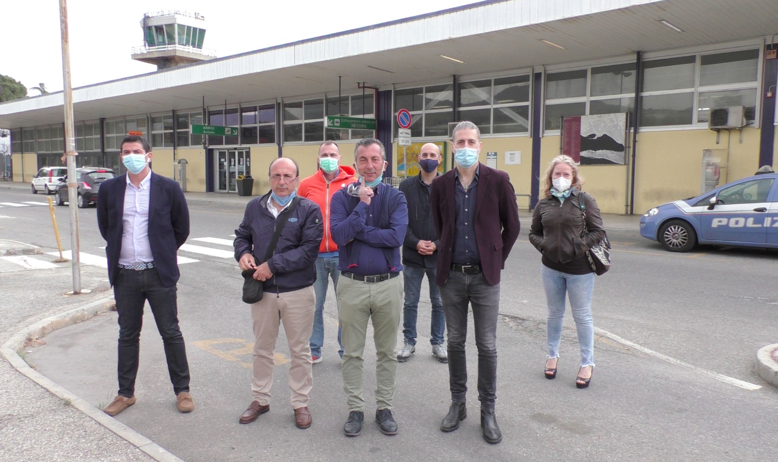 Aeroporto di Reggio Calabria, flashmob della Uil Trasporti: «Lo scalo riapra il prima possibile»