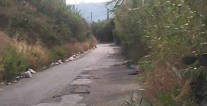 Reggio Calabria, un tratto di via dei Monti a Villa S.Giuseppe, interdetto ai mezzi di trasporto pubblico