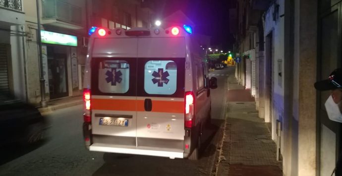 Reggio, incidente fatale tra due auto in via San Francesco: morto 60enne