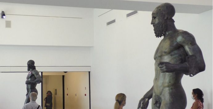 Museo di Reggio Calabria ad agosto: boom di visite ai Bronzi di Riace, prima meta turistica