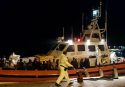 Migranti, riprendono gli sbarchi nella Locride: soccorse a Roccella 39 persone