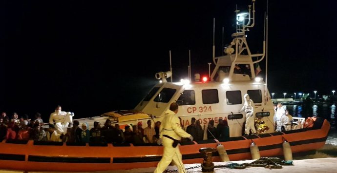 Ancora uno sbarco nella Locride: 40 migranti giunti nella notte