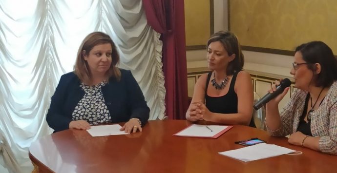 Coronavirus a Reggio Calabria, Arcidiaco: «Contagi tra i più giovani, non abbassiamo al guardia»