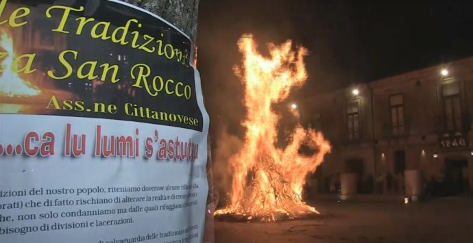 Cittanova per le celebrazioni di San Rocco: chiesa chiusa ma festa aperta