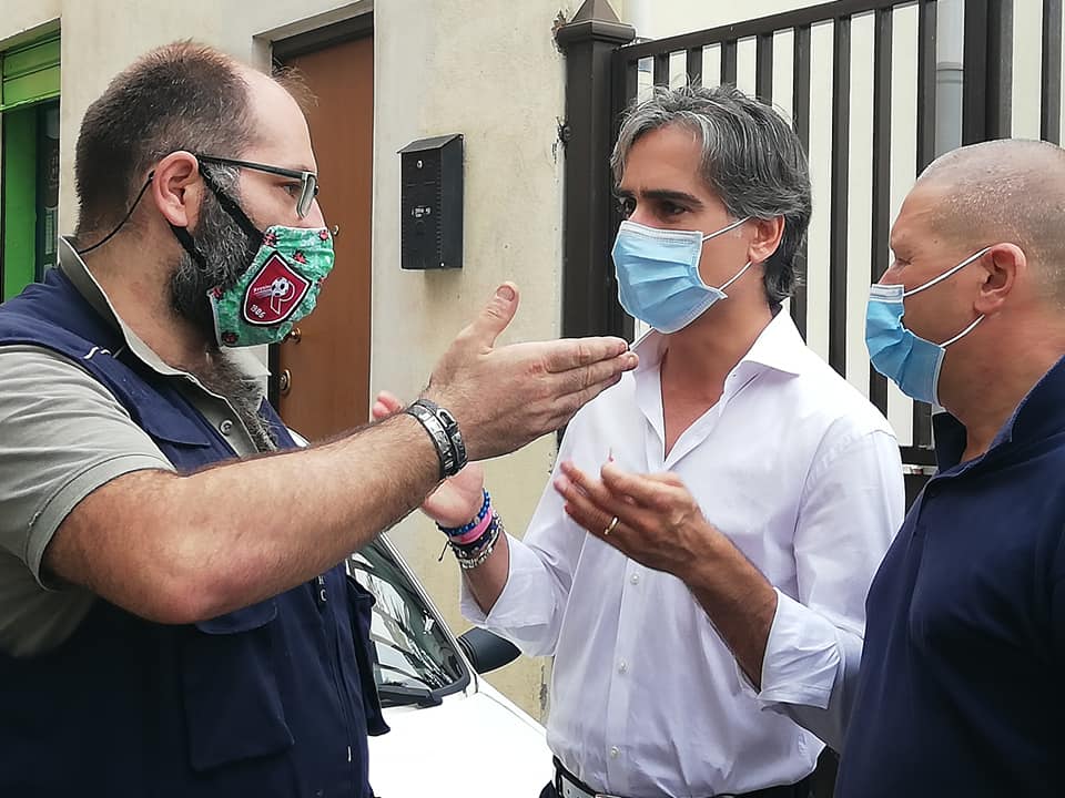 Elezioni Reggio Calabria, Falcomatà incontra i cittadini tra le vie di Sbarre