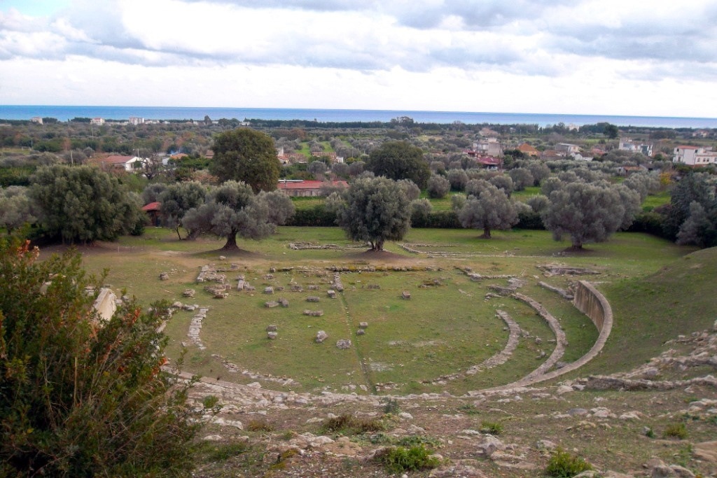 Parco archeologico di Locri, sabato la presentazione del libro sul teatro greco-romano