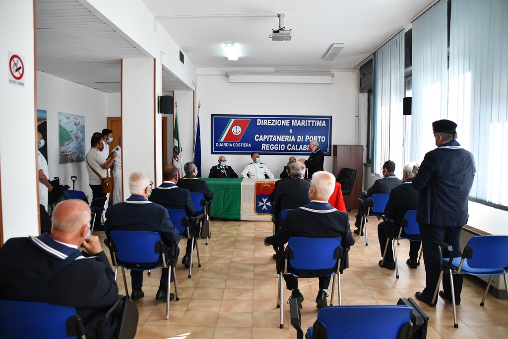 Reggio Calabria l’ammiraglio Ciprioti presidente onorario dell’associazione Marinai