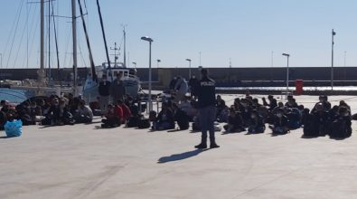 Roccella Ionica, in arrivo 80 migranti soccorsi al largo della costa