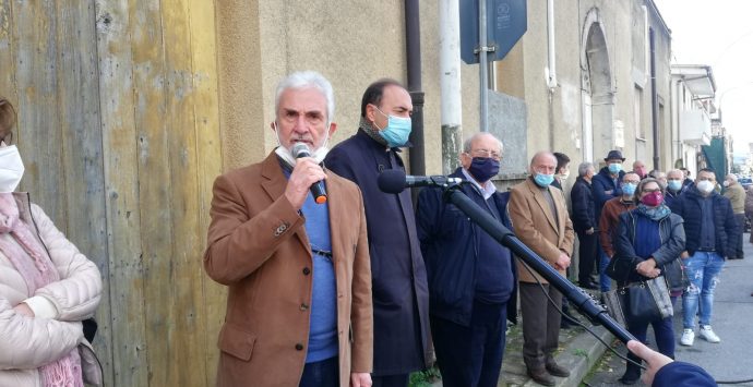 Oppido Mamertina manifesta per rivendicare il diritto alla salute e dignità per l’ex ospedale