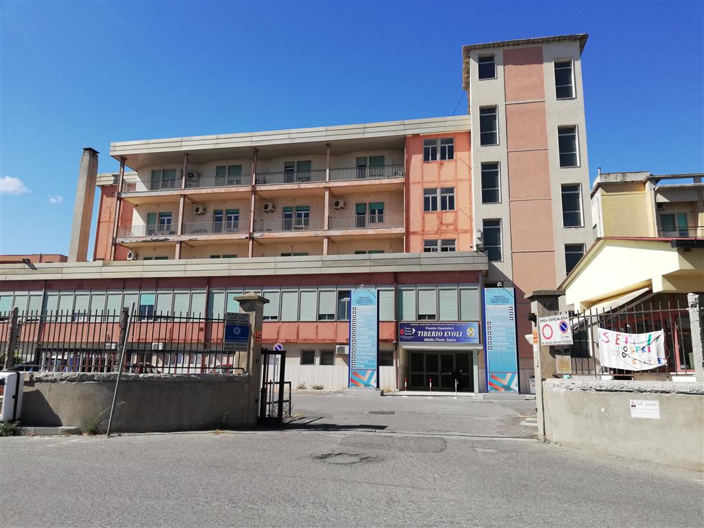 Ospedale di Melito Porto Salvo, Scaffidi (Asp) a Neri: «Solo contraddizioni»