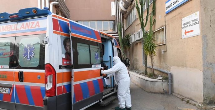 Coronavirus a Reggio, il Gom conferma un decesso e 4 positivi