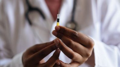 Vaccino anti-Covid, il comitato pro-ospedale: «Preoccupati per i ritardi»