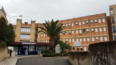 Addetti alle pulizie senza stipendio all’ospedale di Locri, le precisazioni degli amministratori giudiziari