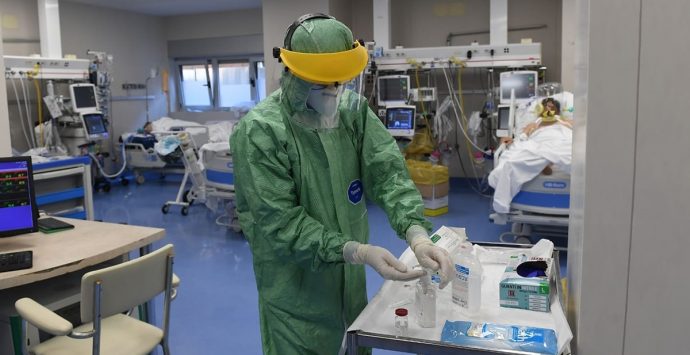 Coronavirus a Reggio Calabria, un morto e 189 nuovi positivi