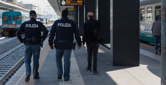 Reggio, la polizia ferroviaria traccia il bilancio del 2022