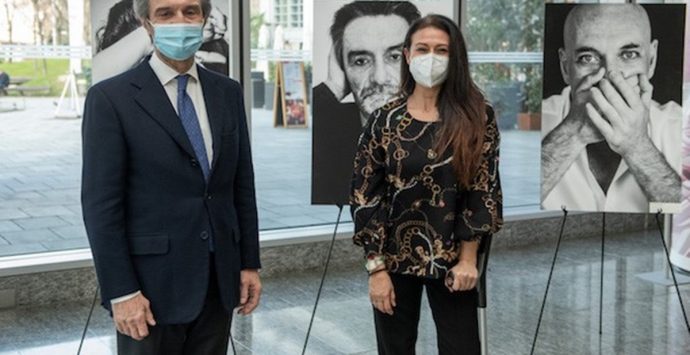 Arte e 8 marzo, Giusy Versace presenta la mostra “I muri del silenzio”