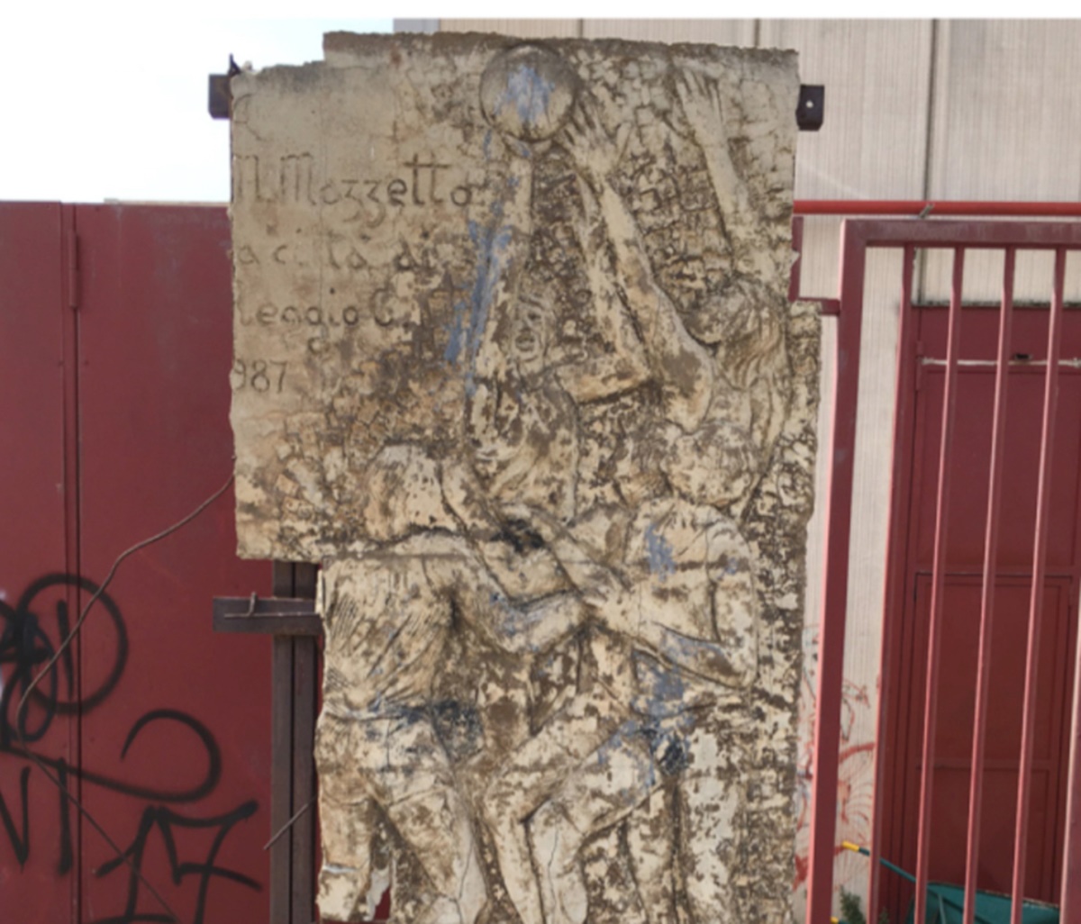 Distruzione stele Mazzetto, Cantarella: «Avevamo chiesto di spostarla nel 2015»