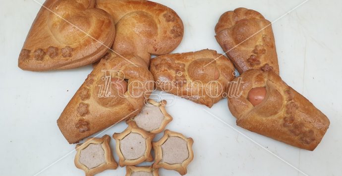 Cudduraci e xialuni, i dolci della tradizione sulla tavola di Pasqua dei reggini