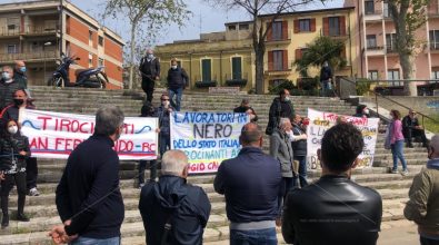 Reggio Calabria, l’urlo dei tirocinanti: «Stabilizzateci»