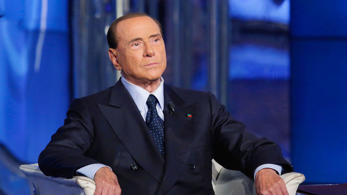 Berlusconi, il bollettino medico: «Progressivo e costante miglioramento»