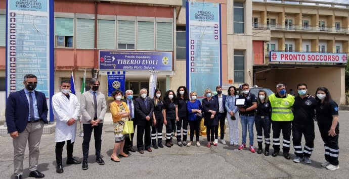 Volontariato, il Rotary Club Reggio Calabria Est omaggia l’associazione “Stella Maris”