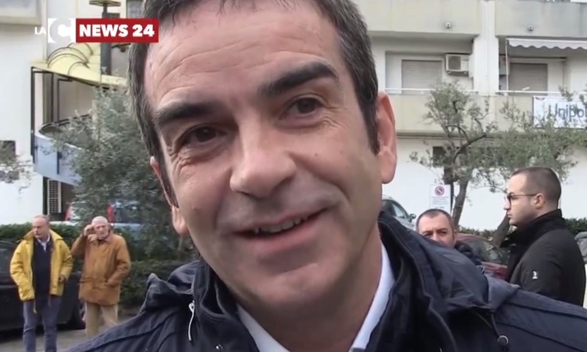 Elezioni Calabria, è ufficiale: sarà Roberto Occhiuto il candidato governatore in ticket con Spirlì