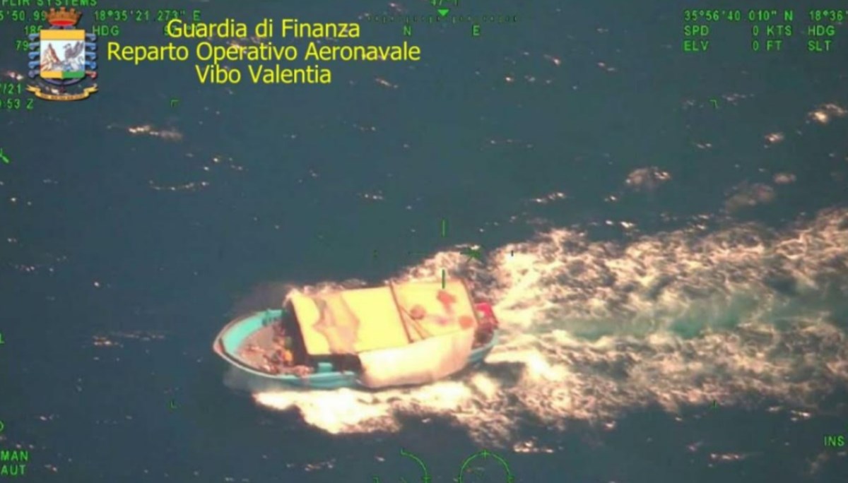 Nuovo sbarco in Calabria, 78 migranti intercettati su un peschereccio al largo di Melito