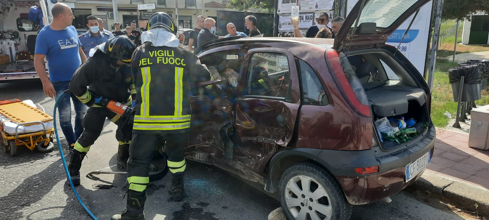 Scontro tra auto e SUV, ferita una donna a Bovalino