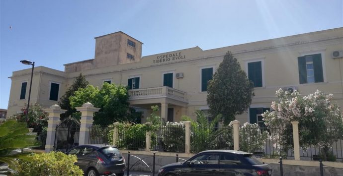 “Tiberio Evoli” di Melito, Ancadic: «Se manca il pronto soccorso l’ospedale non esiste»