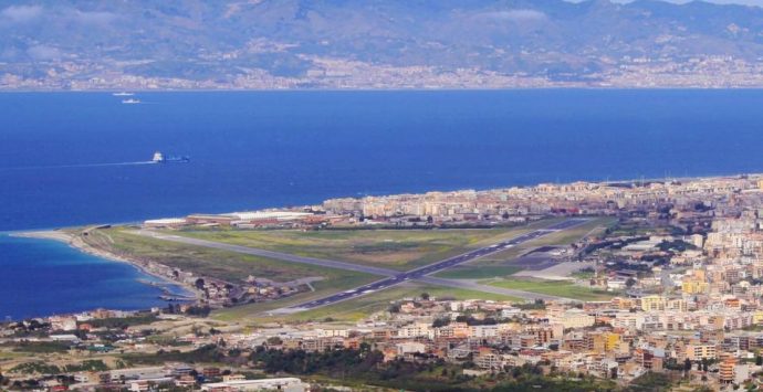 Aeroporto dello Stretto, Falcomatà: «Uscire al più presto dalla gestione unica regionale»