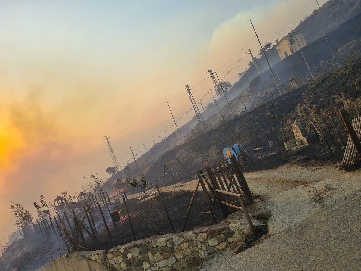 Incendi a Roccaforte del Greco, il sindaco chiede interventi urgenti di messa in sicurezza
