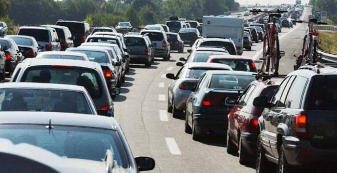 Incidente sull’A2, traffico paralizzato tra Villa San Giovanni e Reggio Calabria