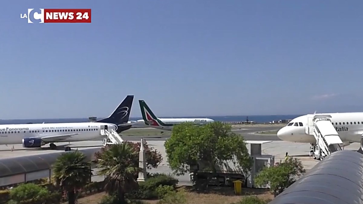 Aeroporti Calabria, intesa tra Sacal e sindacati per l’accordo integrativo