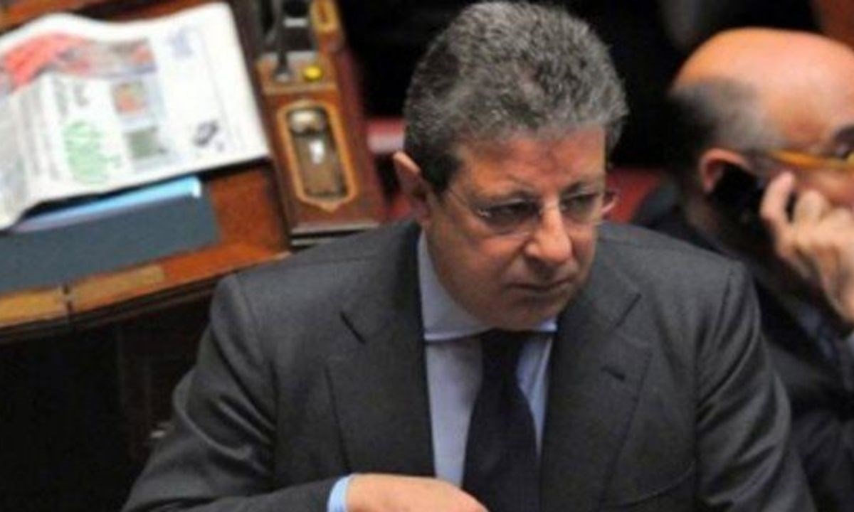 “Mala pigna”, arrestato l’avvocato Pittelli: coinvolto nell’inchiesta sul traffico di rifiuti gestito dai Piromalli