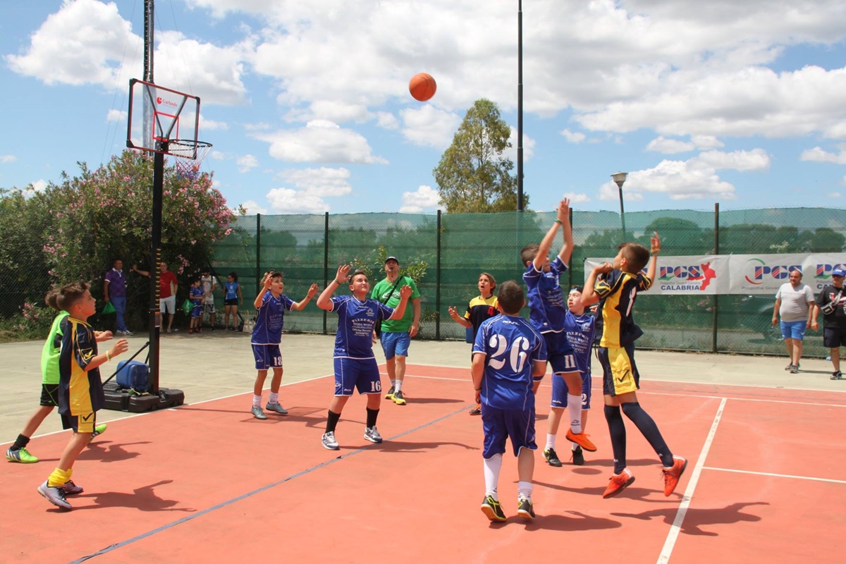 Reggio Calabria, domani il torneo di basket “PGS a Canestro”