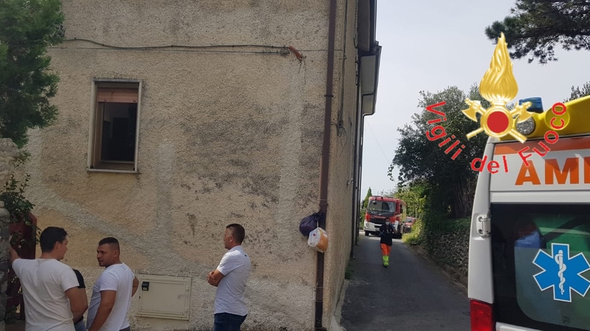 Tragedia in Calabria: quattro persone morte per esalazioni tossiche da mosto