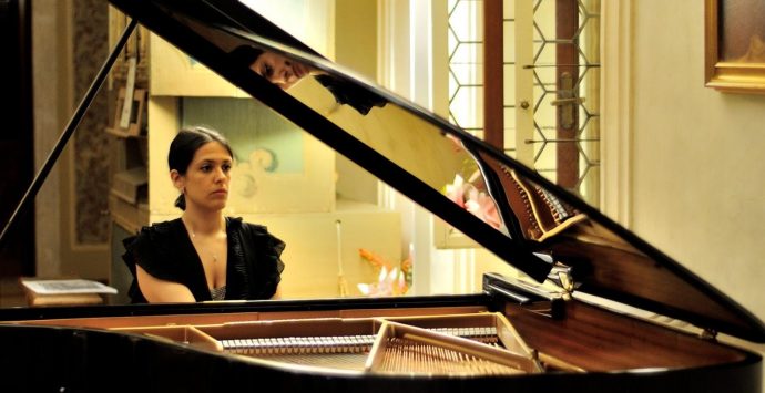 Gioia Tauro, domani a Palazzo Baldari il recital della pianista Anna Lucia Trimboli