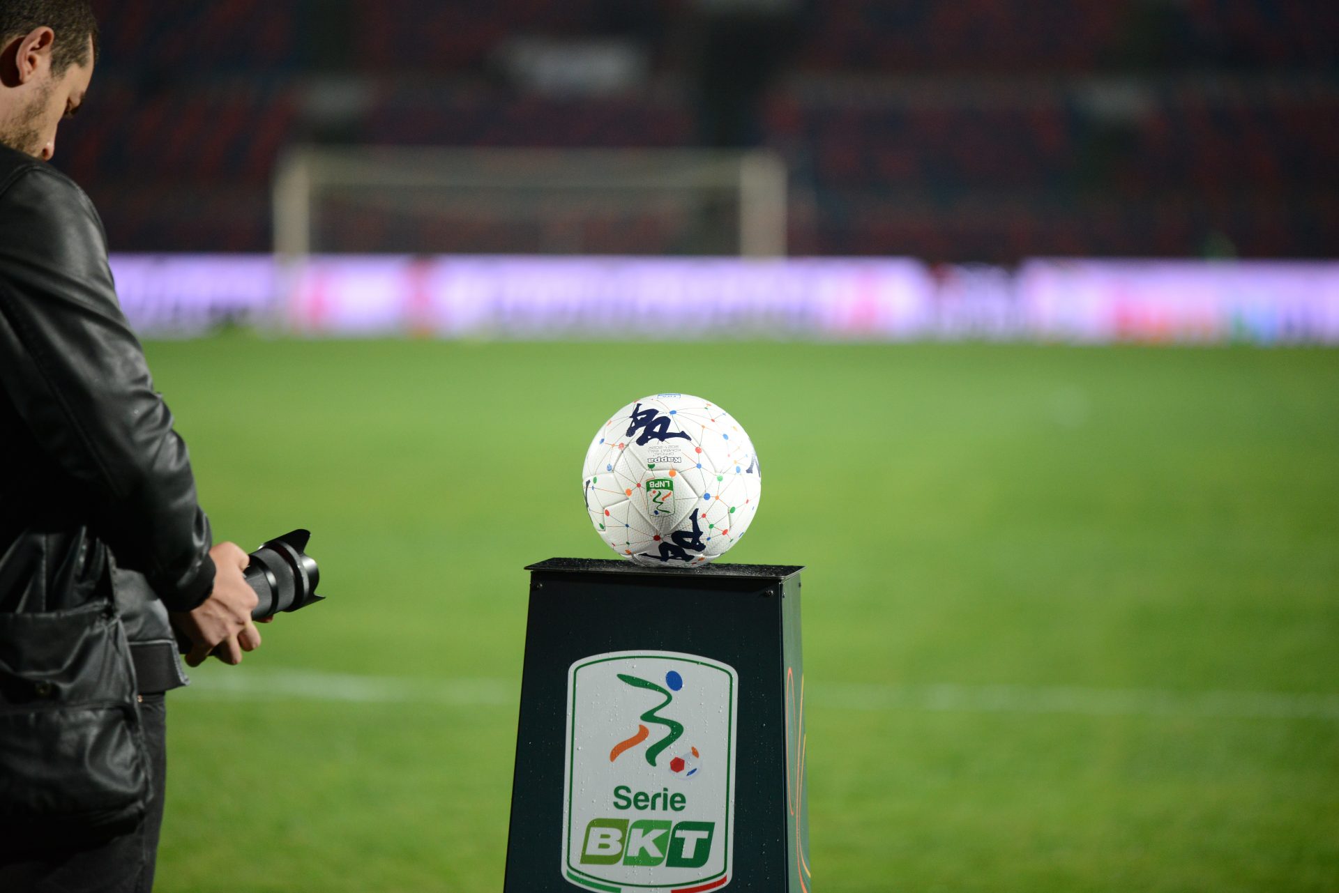 Serie B, ratificate le date della stagione 2022-23: il Mondiale non ferma il campionato