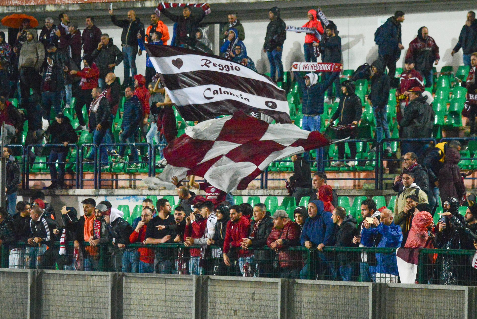 Reggina, sfondata quota 2mila tifosi a Modena: non succedeva dalla Serie A