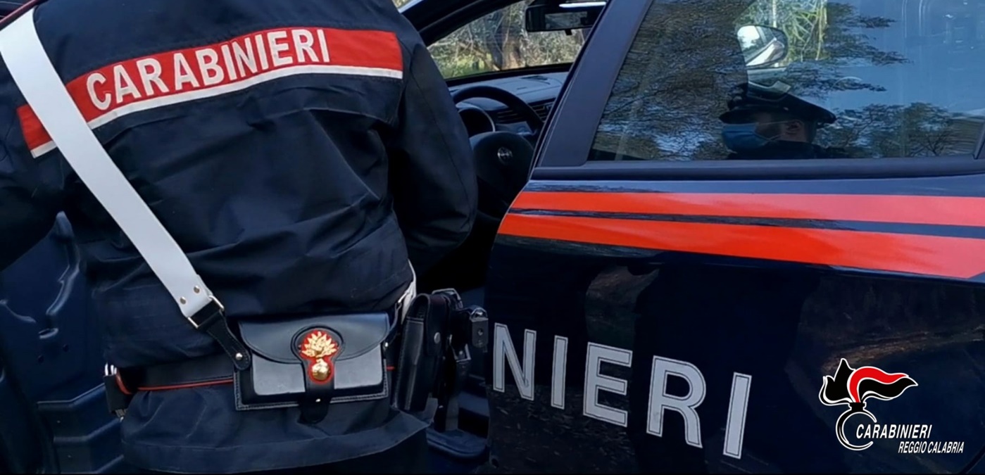 Corruzione a Messina, ai domiciliari anche il comandante della polizia metropolitana