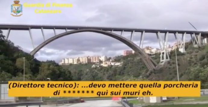 Sequestro ponte Morandi a Catanzaro, l’intercettazione shock: «Quella malta è una porcheria, qui casca tutto»
