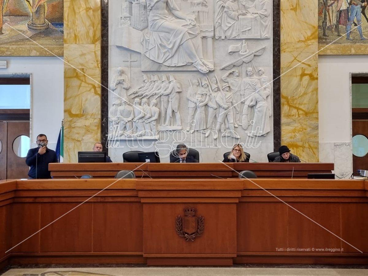 Consiglio metropolitano, passa all’unanimità la destinazione dell’avanzo di bilancio 2020