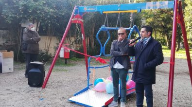 Reggio Calabria, inaugurata la giostrina per bimbi disabili